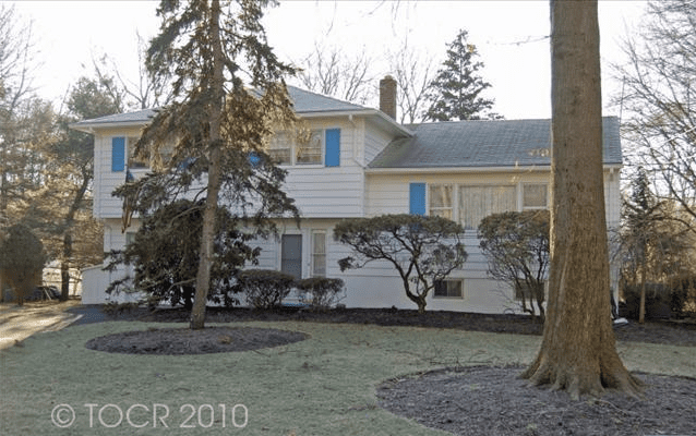 621 BLAKENEY Place, River Vale